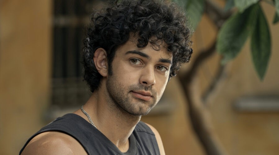 Massimiliano Caiazzo In Storia Della Mia Famiglia 2 Credits Netflix Chiara Calabrò