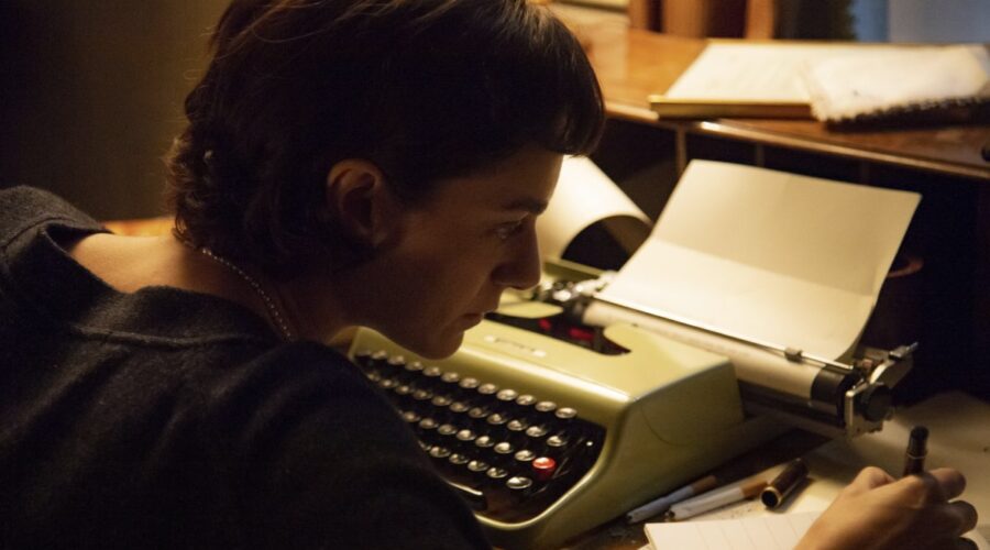 Miriam Leone (Oriana Fallaci) in “Miss Fallaci”. Credits: Paramount/Rai.