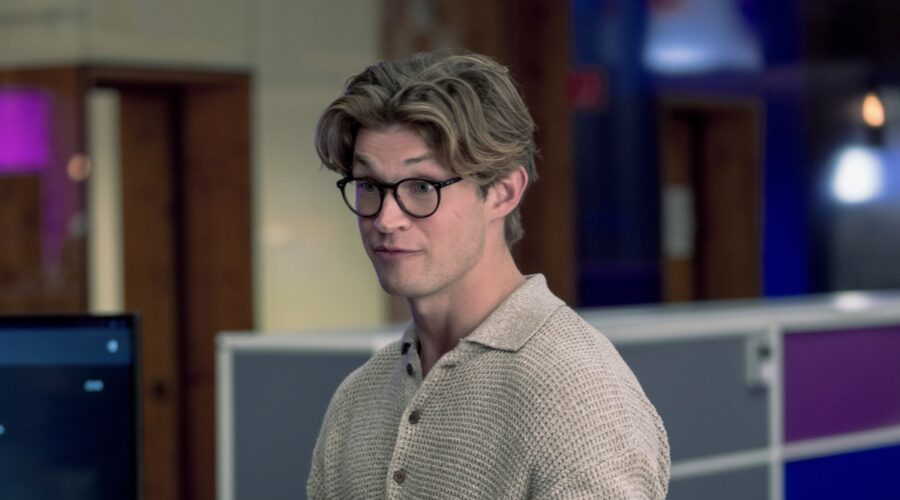Damian Hardung In Come Vendere Droga Online (In Fretta) 4 Credits Netflix