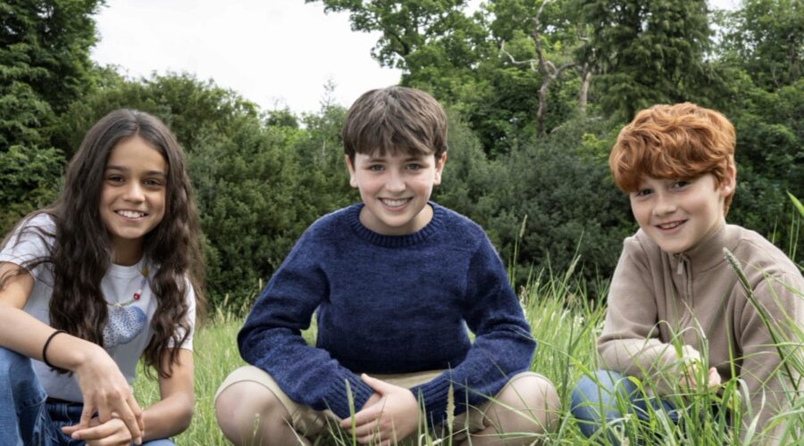 Dominic Mclaughlin Harry Potter, Arabella Stanton Sarà Hermione Granger, E Alastair Stout Vestirà I Panni Di Ron Weasley. Photograph By Courtesy Of Aidan Monaghan/hbo