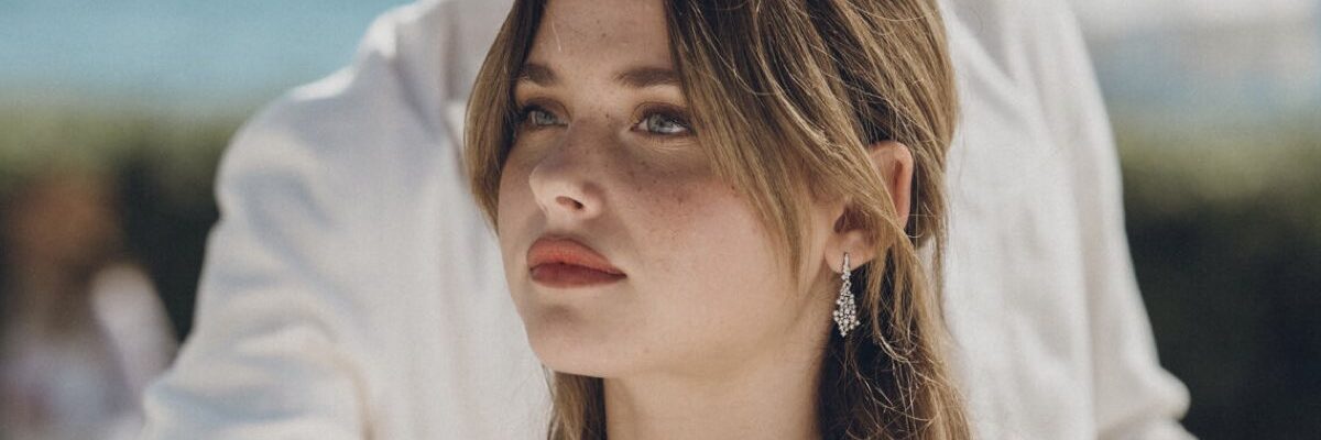 Nicole Wallace In È Colpa Nostra Credits Prime Video