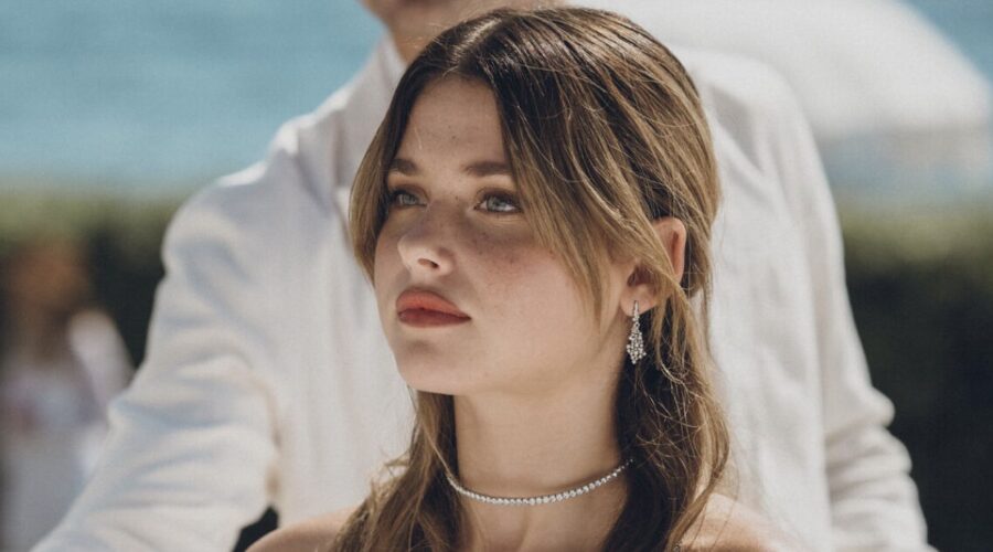 Nicole Wallace In È Colpa Nostra Credits Prime Video