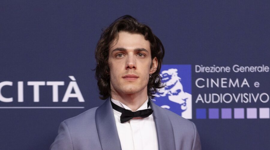 Matteo Oscar Giuggioli Ai David Di Donatello 70 Credits Luca Dammicco