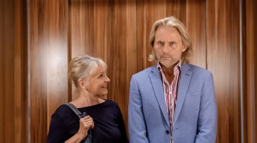 Tempesta D'amore 20 - 41 Retequattro - 1a Tv Erich Altenkopf As Dr. Michael Niederbühl, Sabine Werner As Helene Richter