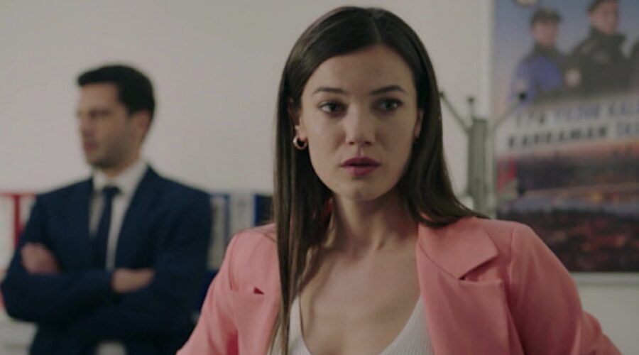 Ceylin In Una Scena Di Segreti Di Famiglia Credits Mediaset Infinity