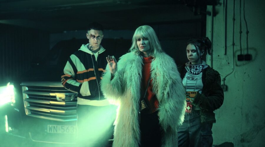 Immagine Di Aniela, Dall'11 Giugno Credits Netflix