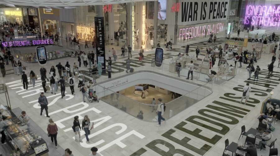 Immagine Di Orwell: 2 + 2 = 5 Credits Biografilm