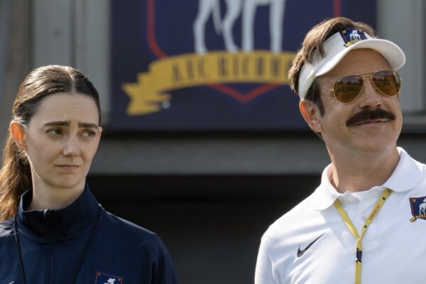 Jason Sudeikis E Tanya Reynolds In Ted Lasso Credits Apple Tv