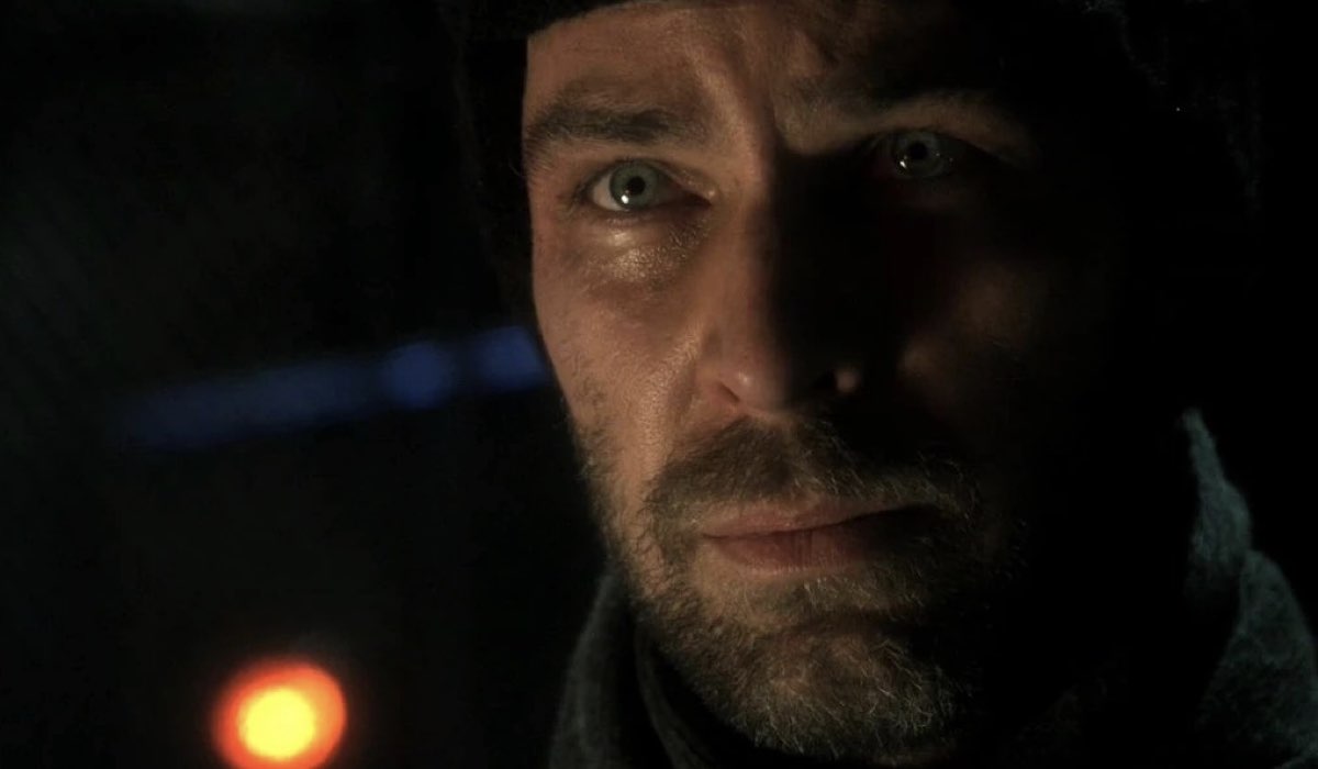 Jr Bourne È Dottor Bernard Chisholm In Smallville Credits Prime Video