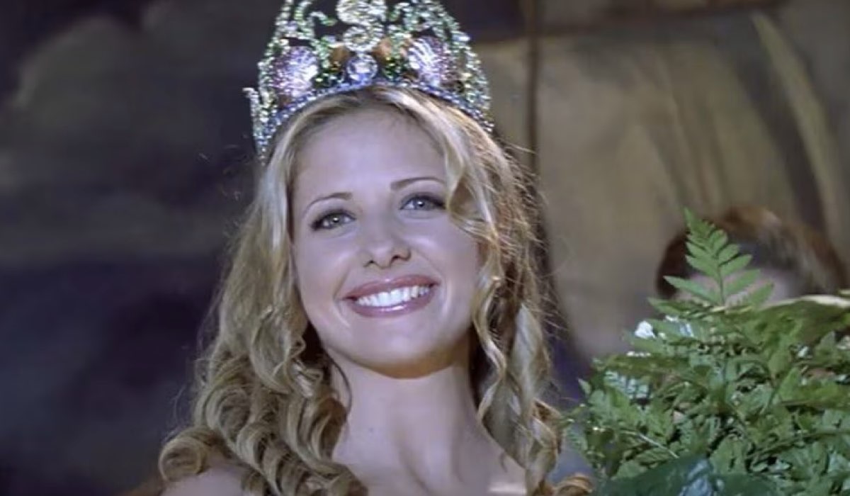 Sarah Michelle Gellar È Helen Shivers In So Cosa Hai Fatto Credits Prime Video Screenshot