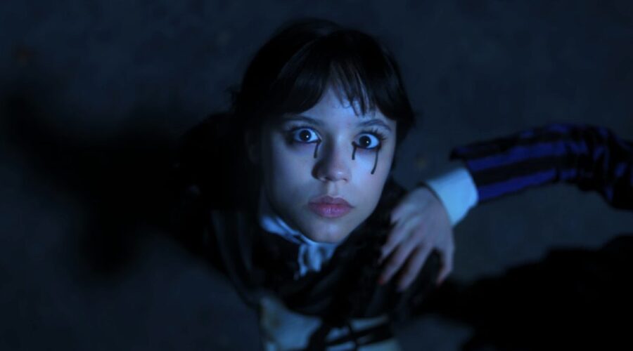 Jenna Ortega Con Le Lacrime Nere In Mercoledì 2 Credits Netflix
