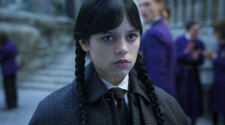 Jenna Ortega In Una Scena Di Mercoledì 2 Episodio 1 Credits Netflix