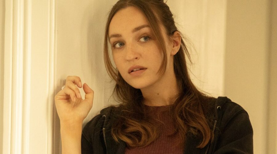 La Ragazza Alla Pari - 1 Canale 5 Ludmilla Makowski (Sandrine) Credits Rete In Rete