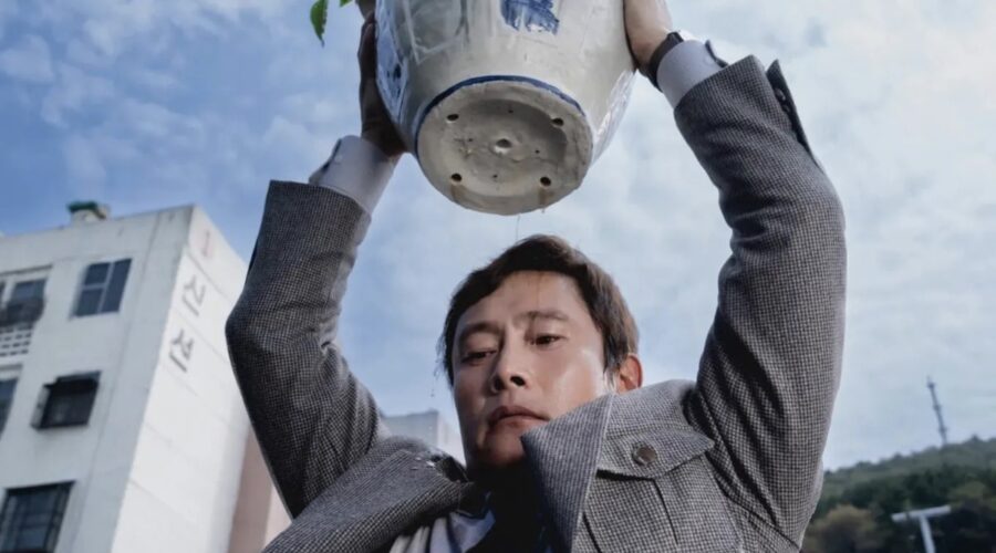 Lee Byung-hun In No Other Choice Credits Venezia La Biennale