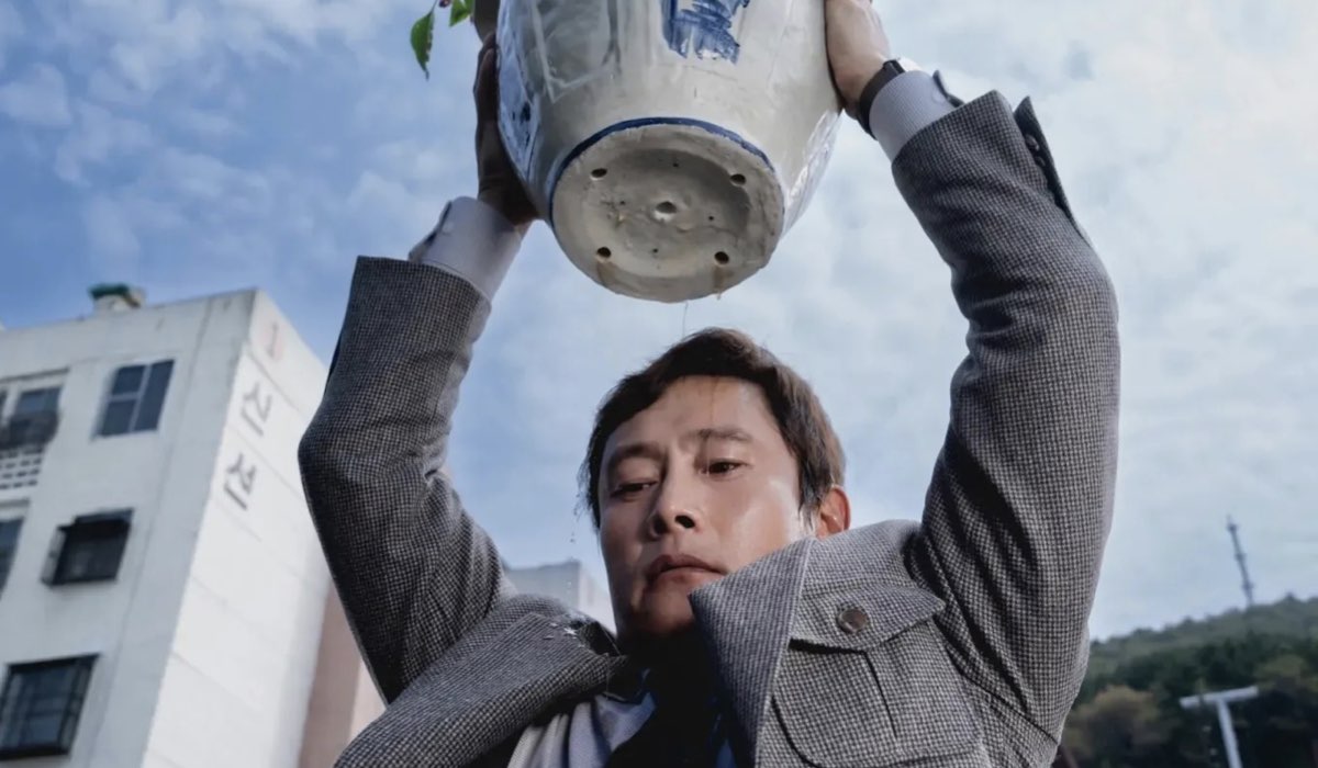 Lee Byung-hun In No Other Choice Credits Venezia La Biennale