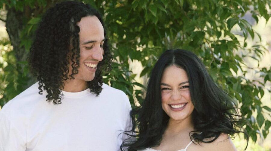 Vanessa Hudgens È Incinta Col Marito Cole Tucker Credits Via Instagram