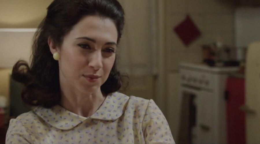 Clara Danese (Elvira Gallo) in una scena della puntata 4 de “Il Paradiso Delle Signore 10”. Credits: Rai.