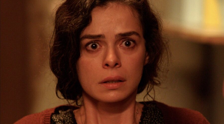 La Forza Di Una Donna Ii Canale 5 Özge Özpirinçci (Bahar Çesmeli) Credits Rete In Rete