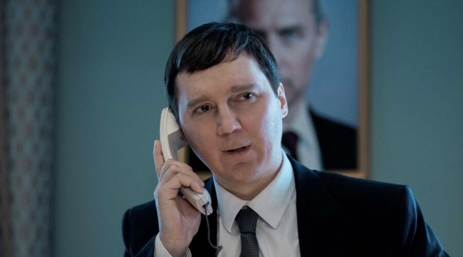 Paul Dano Ne Il Mago Del Cremlino Credits 01 Distribution