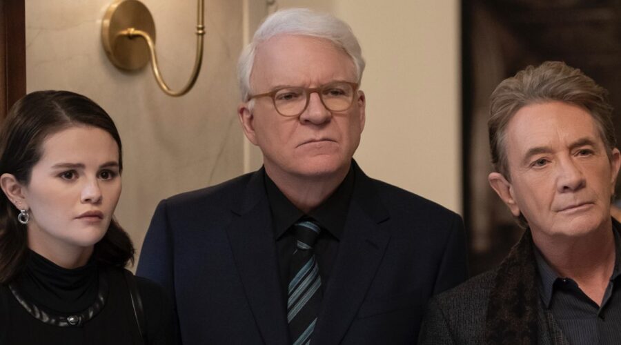 Selena Gomez, Steve Martin E Martin Short In Only Murders In The Building 5 Credits Disney Plus