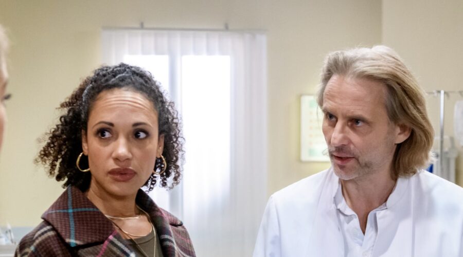 Tempesta D'amore 20 - 81 Retequattro - 1a Tv Erich Altenkopf As Dr. Michael Niederbühl, Dionne Wudu As Nicole Alves Credits Rete In Rete