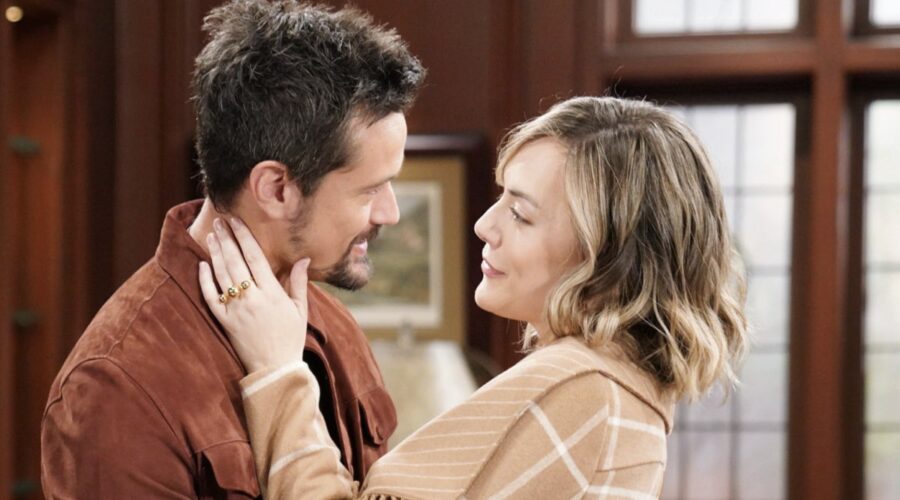 Beautiful Xxxiv - 9211 Canale 5 - 1a Tv Matthew Atkinson (Thomas Forrester) E Annika Noelle (Hope Logan) Credits Rete In Rete