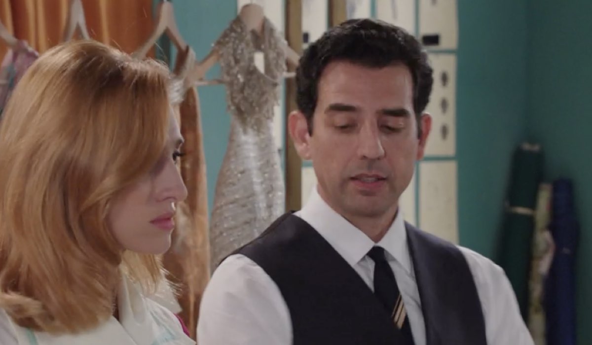 Da sinistra: Ilaria Maren (Delia Bianchetti) e Luca Ferrante (Gianlorenzo Botteri) in una scena della puntata 5 de “Il Paradiso Delle Signore 10”. Credits: Rai.