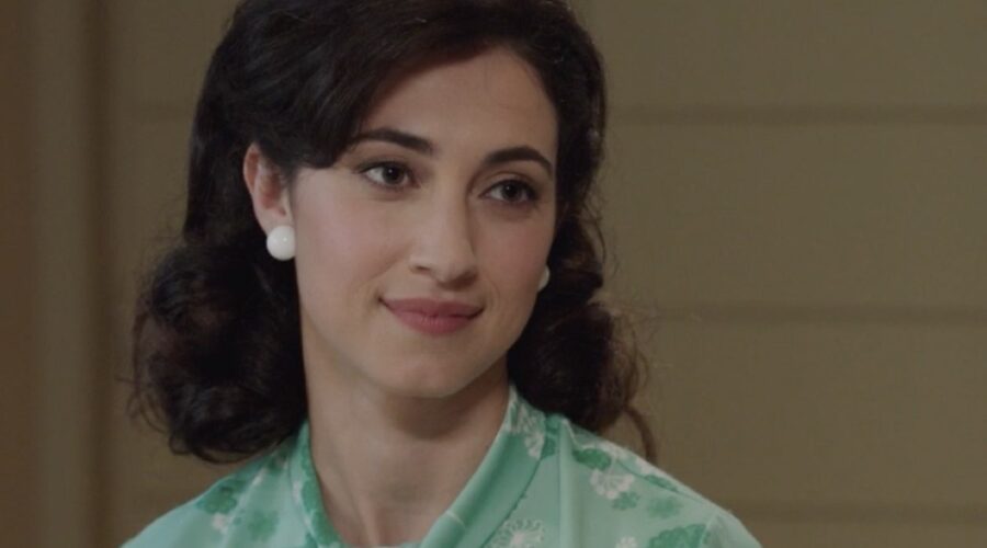 Clara Danese (Elvira Gallo) in una scena della puntata 9 de “Il Paradiso Delle Signore 10”. Credits: Rai.