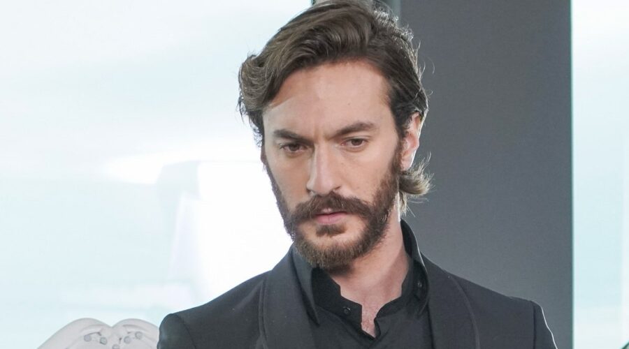 Forbidden Fruit Ii Canale 5 - 1a Tv Safak Pekdemir (Zehra Argun) And Sarp Can Köroglu (Kemal Karaca) Credits Rete In Rete