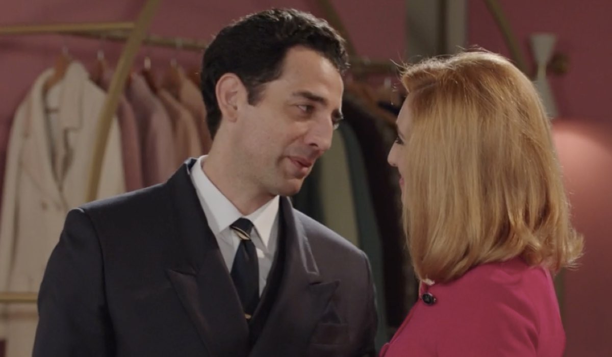 Da sinistra: Luca Ferrante (Gianlorenzo Botteri) e Ilaria Maren (Delia Bianchetti) in una scena della puntata 5 de “Il Paradiso Delle Signore 10”. Credits: Rai.