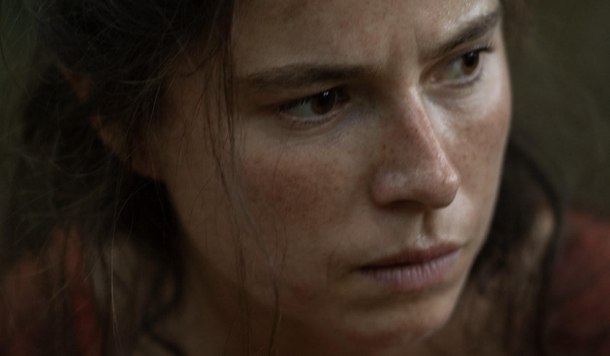 Jessie Buckley Stars As Agnes In Hamnet, A Focus Features Release Credits Agata Grzybowska