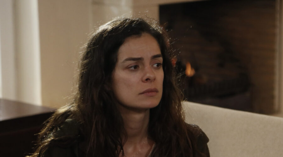 La Forza Di Una Donna Ii Canale 5 Özge Özpirinçci (Bahar Çesmeli) Credits Rete In Rete