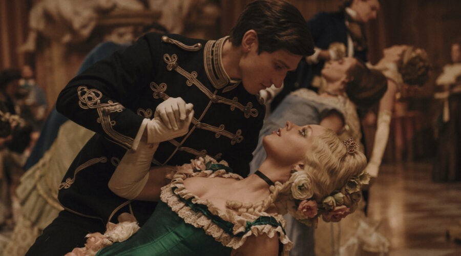 lea myren e isac calmroth in the ugly stepsister credits i wonder pictures