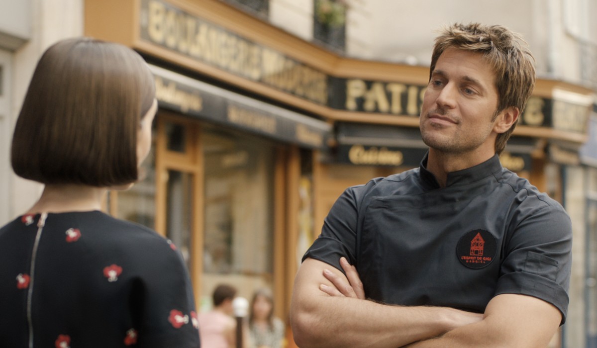 Lucas Bravo In Emily In Paris 5 Credits Netflix