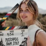 Nicole Wallace Sul Set Di Postcards From Italy Credits Amazon Mgm Studios