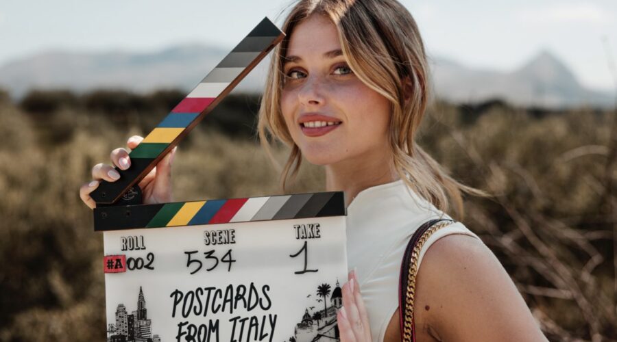 Nicole Wallace Sul Set Di Postcards From Italy Credits Amazon Mgm Studios