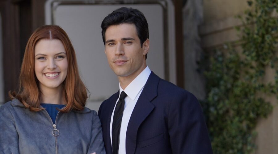 Da sinistra: Arianna Amadei (Odile di Sant'Erasmo) e Danilo D'Agostino (Matteo Portelli) in un posato per “Il Paradiso Delle Signore 10”. Credits: Rai.