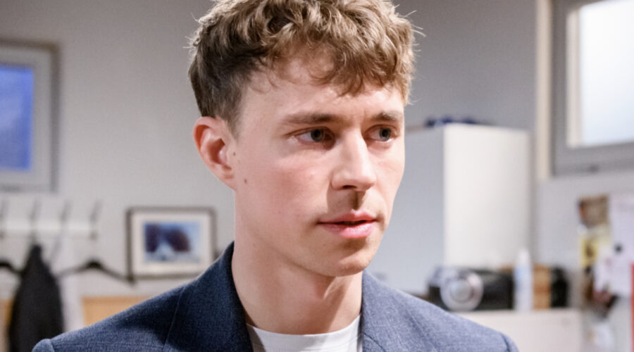 Tempesta D'amore 20 - 109 Retequattro - 1a Tv Robin Schick As Philipp Brandes Credits Rete In Rete