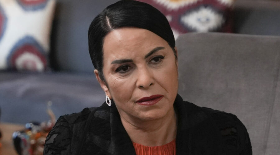 Tradimento Ii Canale 5 - 1a Tv Nursel Köse (Mualla Dicleli) Credits Rete In Rete