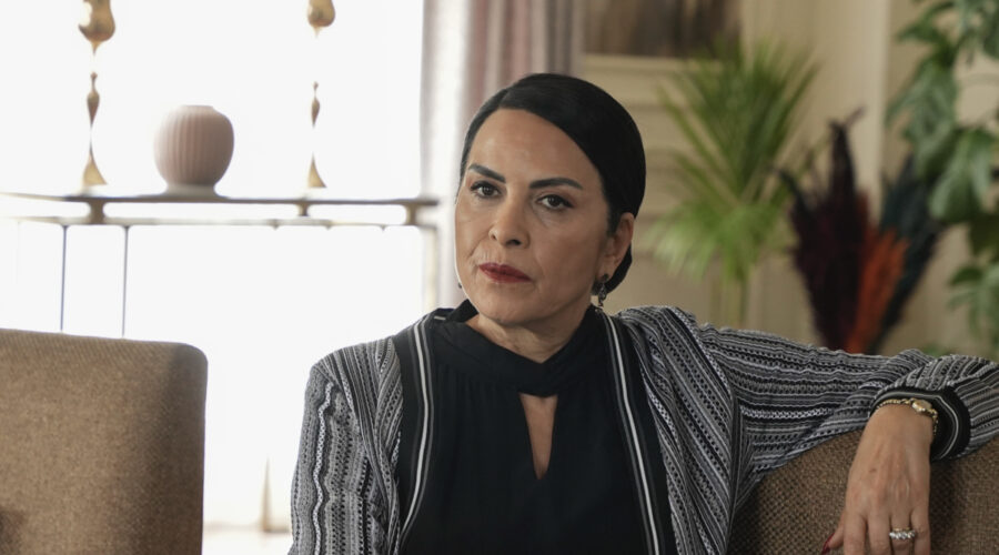 Tradimento Ii Canale 5 - 1a Tv Nursel Köse (Mualla Dicleli) Credits Rete In Rete