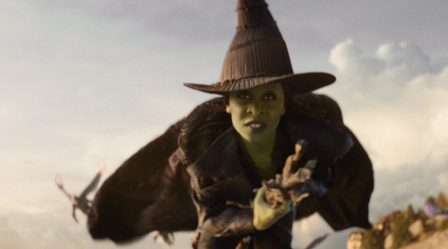 Cynthia Erivo (Elphaba) in una scena di “Wicked - Parte 2”. Credits: Universal Pictures.