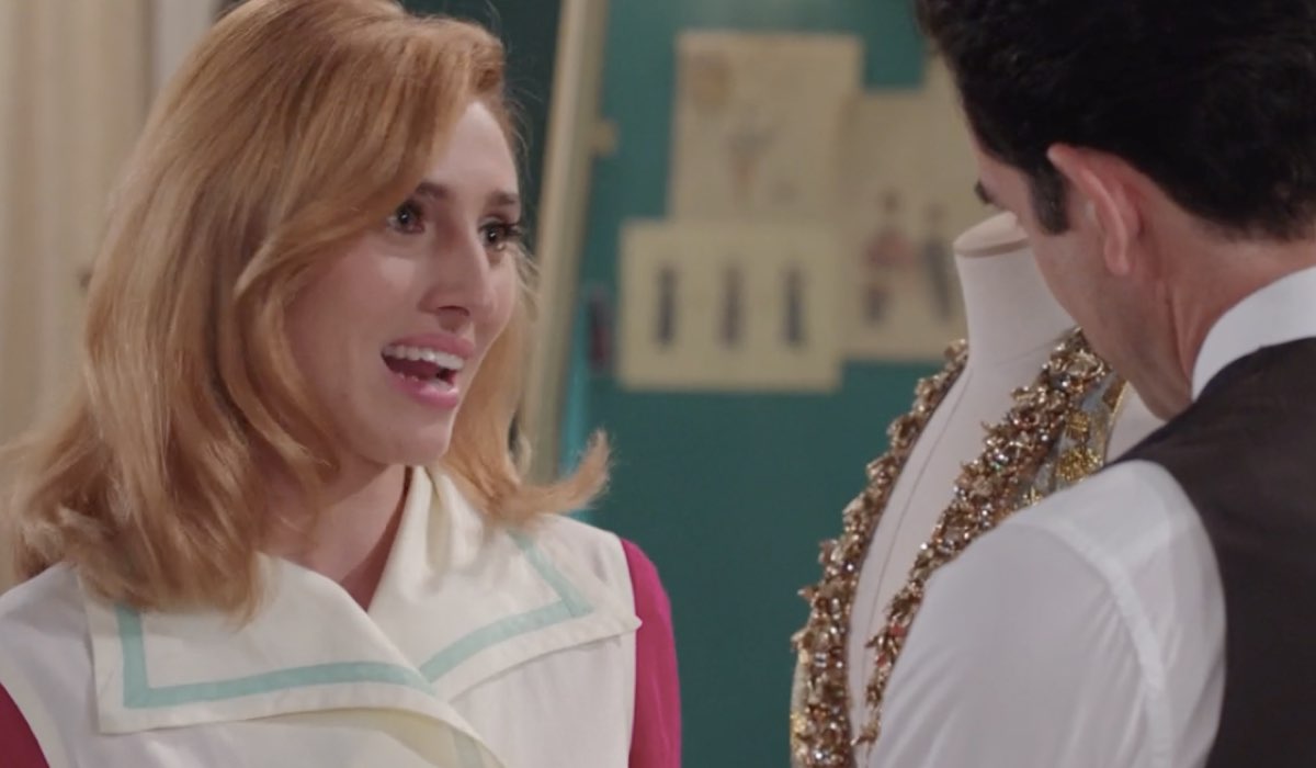 Da sinistra: Ilaria Maren (Delia Bianchetti) e Luca Ferrante (Gianlorenzo Botteri) in una scena della puntata 5 de “Il Paradiso Delle Signore 10”. Credits: Rai.