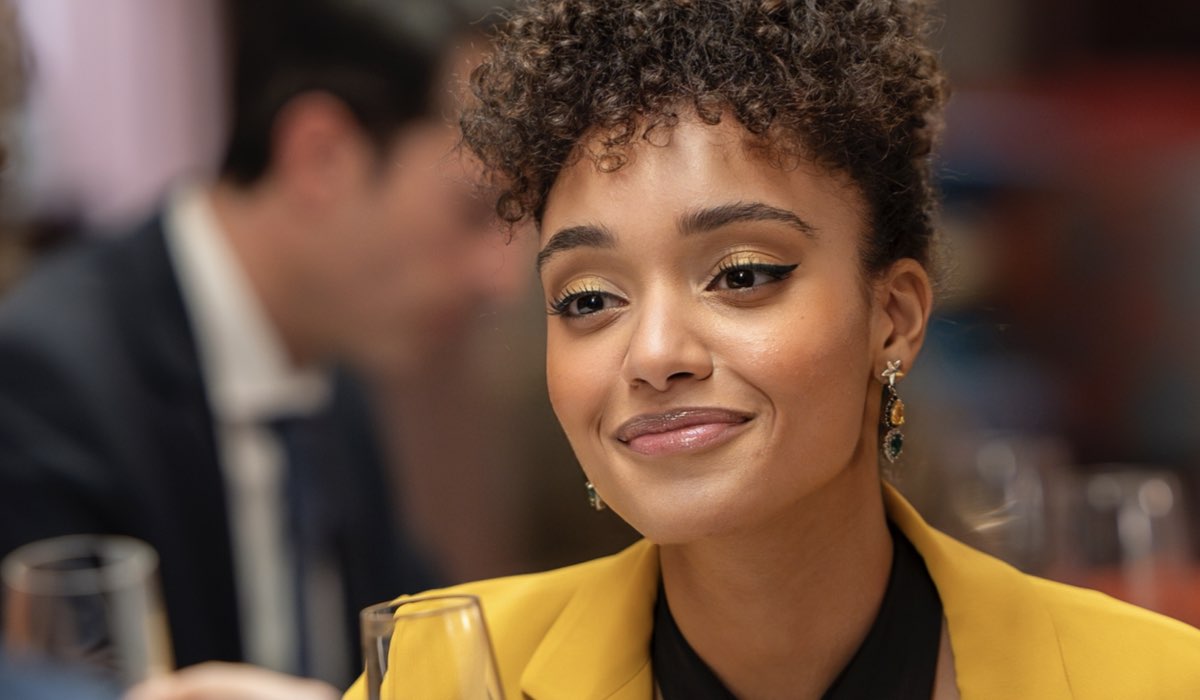 Kaze (Sofia De Rosa) in una scena di “Call My Agent - Italia 3”. Credits: Chiara Calabrò/Sky Italia.