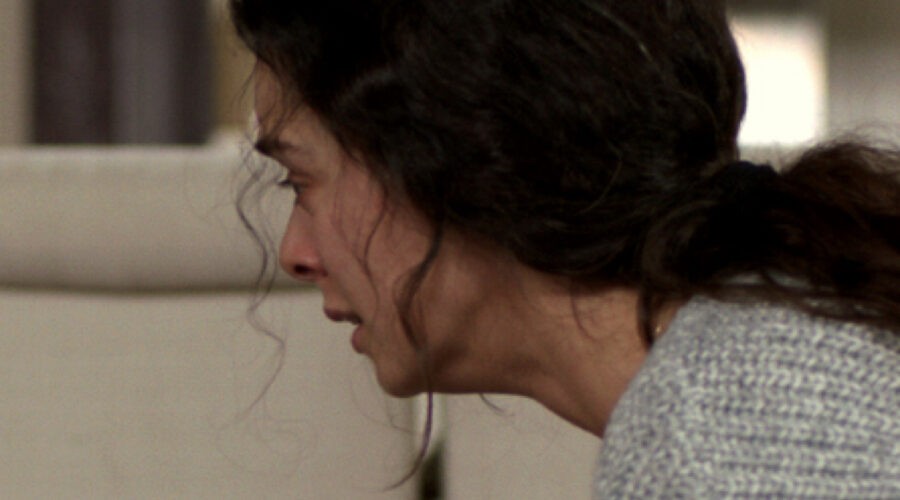 La Forza Di Una Donna Ii Canale 5 Caner Cindoruk (Sarp Çesmeli), Özge Özpirinçci (Bahar Çesmeli) Credits Rete In Rete