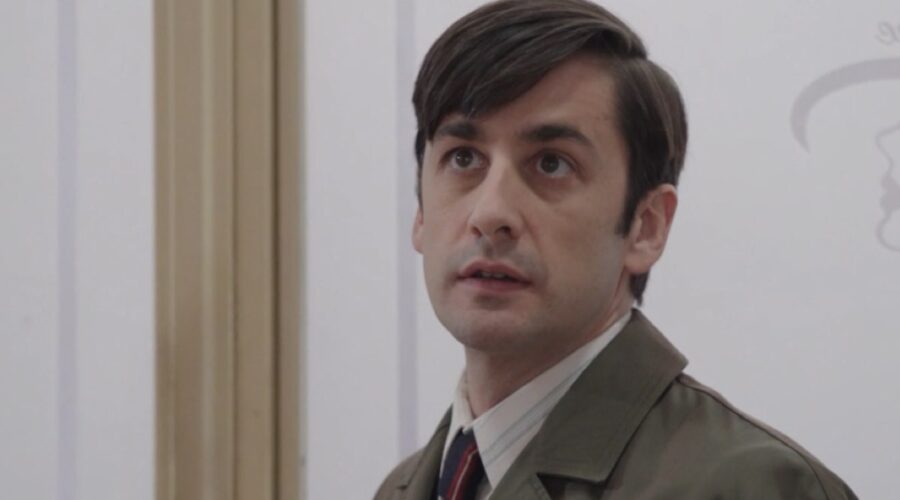 Piero Cardano (Mario Oradei) in una scena della puntata 40 de “Il Paradiso Delle Signore 10”. Credits: Rai.