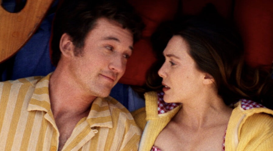 Miles Teller E Elizabeth Olsen In Eternity Credits Courtesy Of A24