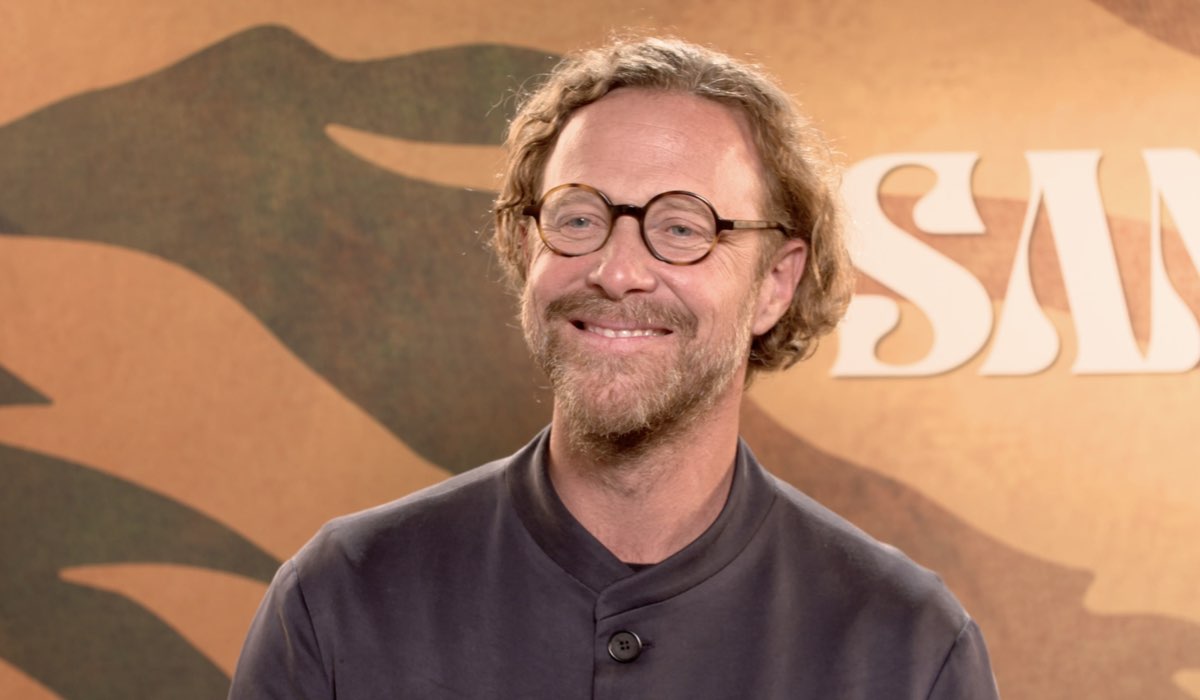 Jan Maria Michelini (regista) in un fotogramma dell'intervista su “Sandokan”. Credits: Tvserial.it/Boom PR/Lux Vide/Rai Fiction.