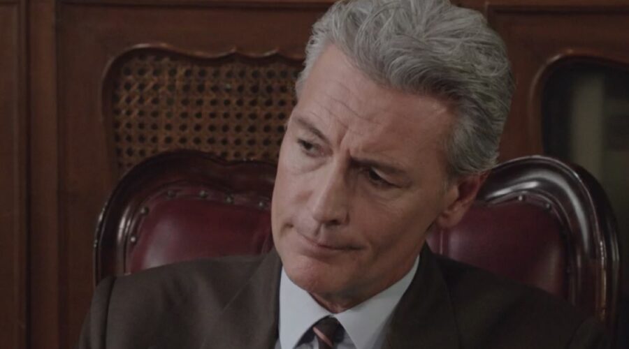 Roberto Farnesi (Umberto Guarnieri) in una scena della puntata 40 de “Il Paradiso Delle Signore 10”. Credits: Rai.