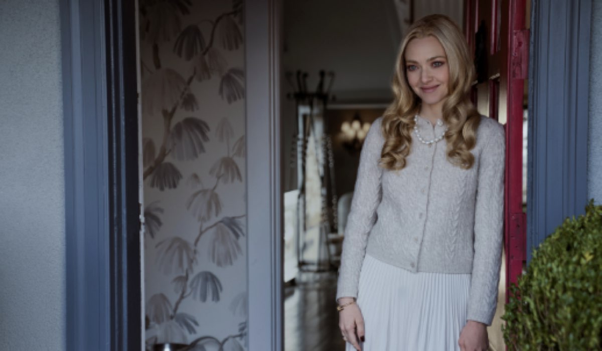 Amanda Seyfried (Nina Winchester) in una scena del film “Una di famiglia (The Housemaid)”. Credits: Leone Film Group/Rai Cinema.