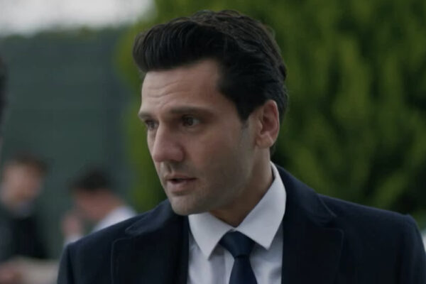 Ilgaz In Una Scena Di Segreti Di Famiglia 3 Credits Mediaset Infinity